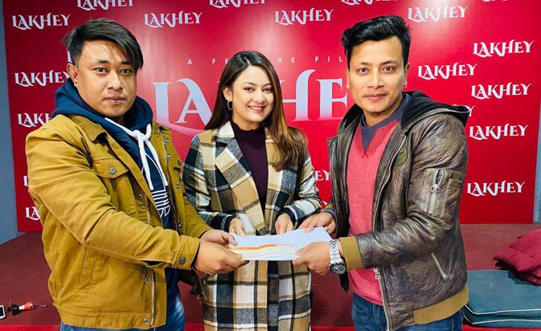 ‘लाखे’मा वर्षा राउत अनुबन्धित