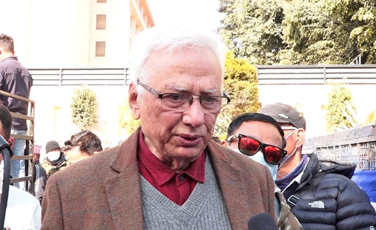 एमसीसी पास भए देश गृहयुद्धमा जानसक्छ : सीपी गजुरेल