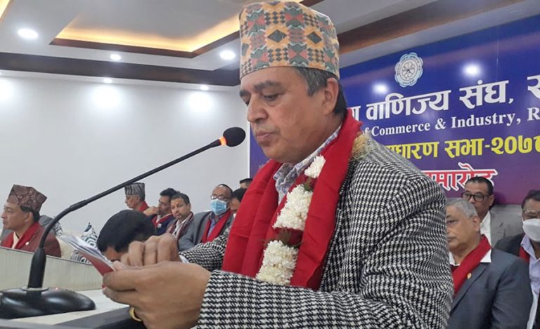 व्यवसायमैत्री नीति बने लगानीको खोलो बग्छ : उपाध्यक्ष ढकाल