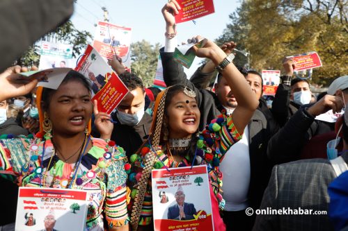 तस्वीरमा हेर्नुहोस् कांग्रेसमा उम्मेदवारी मनोनयन र चुनाव प्रचार