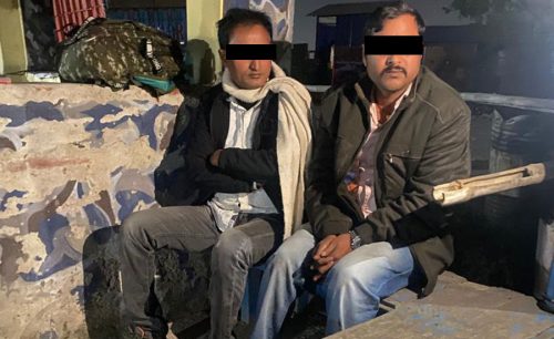 श्रोत नखुलेको नक्कली रुपैयाँसहित दुई भारतीय पक्राउ
