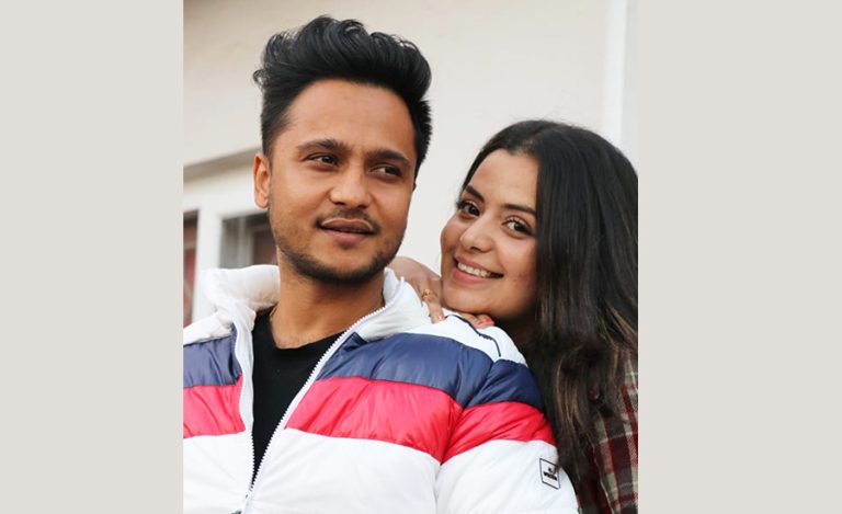 नीता र हरिहरले ‘ह्रस्व दीर्घ’ बनाउने