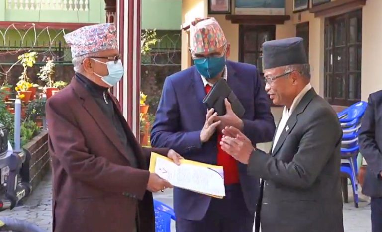 प्रधानन्यायाधीश महाअभियोग : नेपाल बारलाई दलहरुको निराशाजनक जवाफ