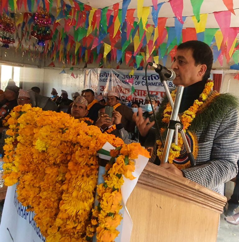 स्थानीय उत्पादनमा निजी क्षेत्रलाई संलग्न गराइयोस् : कार्यबाहक अध्यक्ष ढकाल