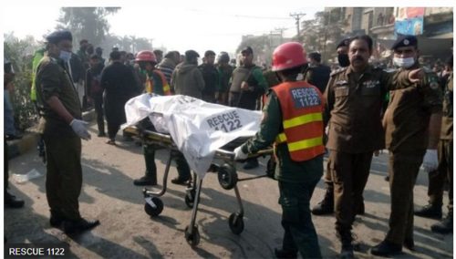 पाकिस्तानमा एक विदेशी नागरिकको कुटीकुटी हत्या, हत्यापछि शवमा आगो लगाइयो