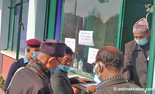 कांग्रेस महाधिवेशनमा को कसले लिए उम्मेदवारी फिर्ता ?