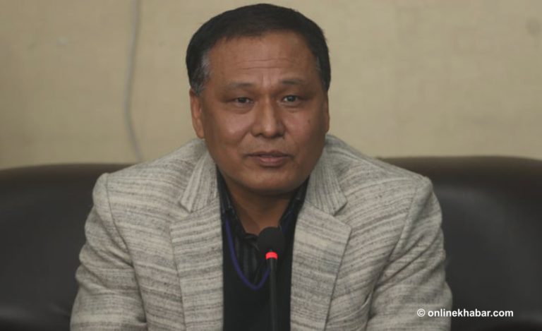कुलमान हटाउने मन्त्रिपरिषद्को निर्णय अझै प्रमाणित भएन