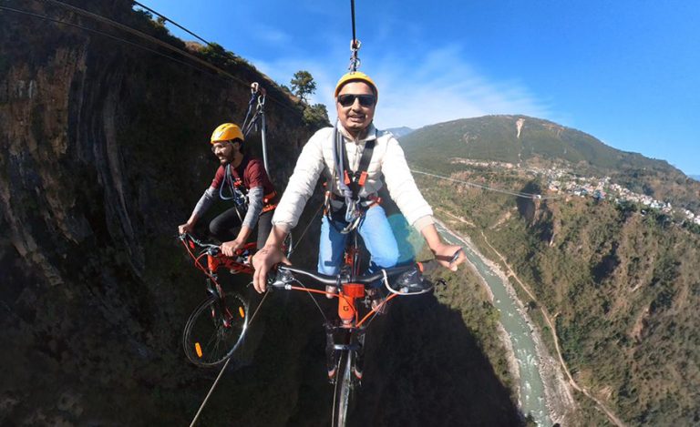 द क्लिफमा शुरु भयो व्यवसायिक स्काइ साइक्लिङ