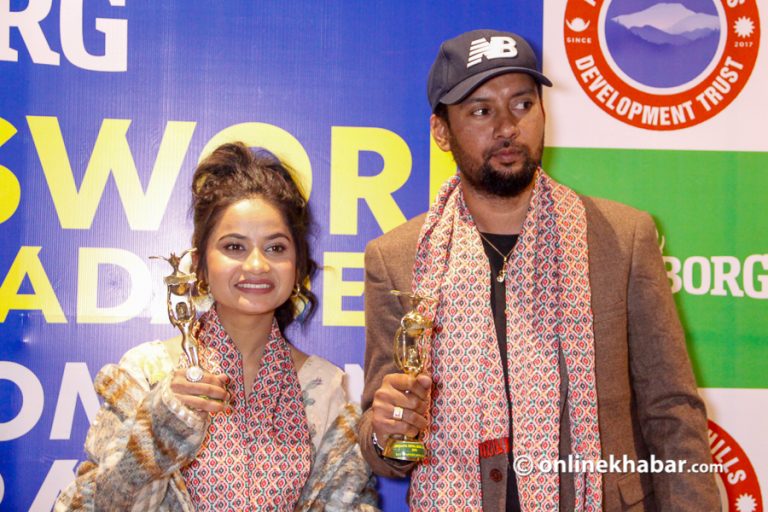 अवार्ड समारोहमा पुग्नै छाडे कलाकार