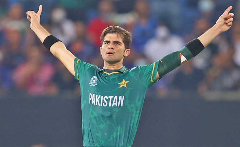 अष्ट्रेलियाविरुद्ध पाकिस्तानका शाहीन शाह अफ्रिदीले लिए ५ विकेट