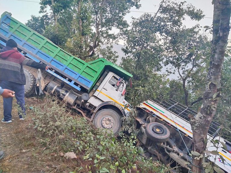 गुल्मीमा ३ दिन लगातार एकै ठाउँमा गाडी दुर्घटना