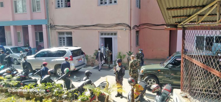 महाअभियोग दर्ताको पत्र बुझेर सर्वोच्चबाट बाहिरिए जबरा