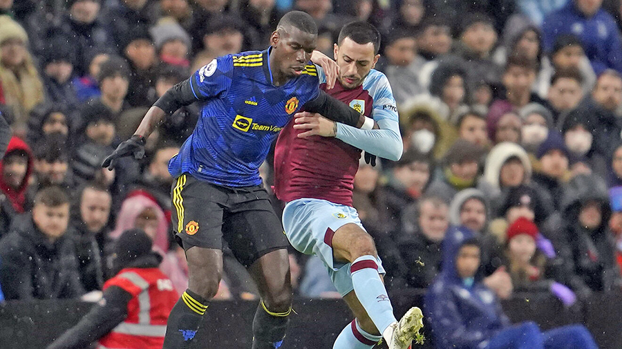 म्यानचेस्टर युनाइटेड बर्नलीसँग बराबरीमा रोकियो