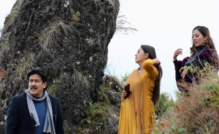 सरोज खनाल फिल्म निर्देशनमा, वैशाखमा ‘बगान’ आउने