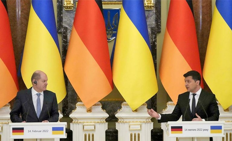 जर्मन चान्सलरलाई युक्रेनी राष्ट्रपतिले भने : रुसले ग्याँस पाइपलाइनलाई हतियार बनायो