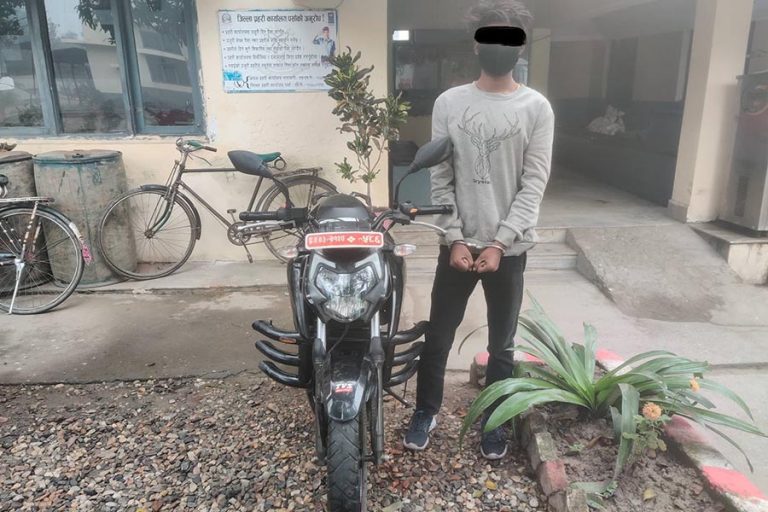मोटरसाइकल चोरीको आरोपमा एकजना पक्राउ