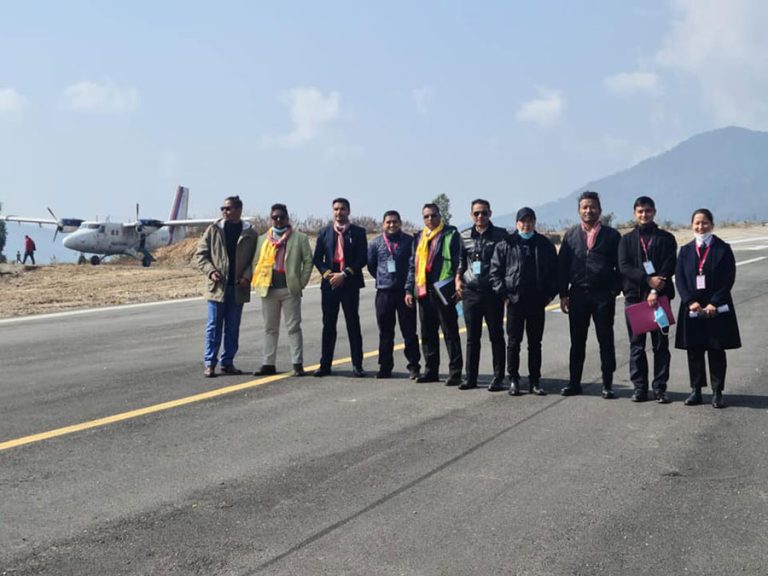 इलामको सुकिलुम्बा विमानस्थलमा परीक्षण उडान