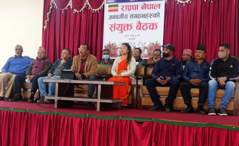 ओमकार परिवारसँग जोडिएर राप्रपा नेपाललाई अघि बढाउँछौं : थापा