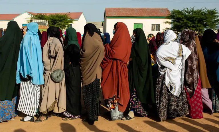 सोमालियामा आत्मघाती बम विष्फोटमा १४ जनाको मृत्यु