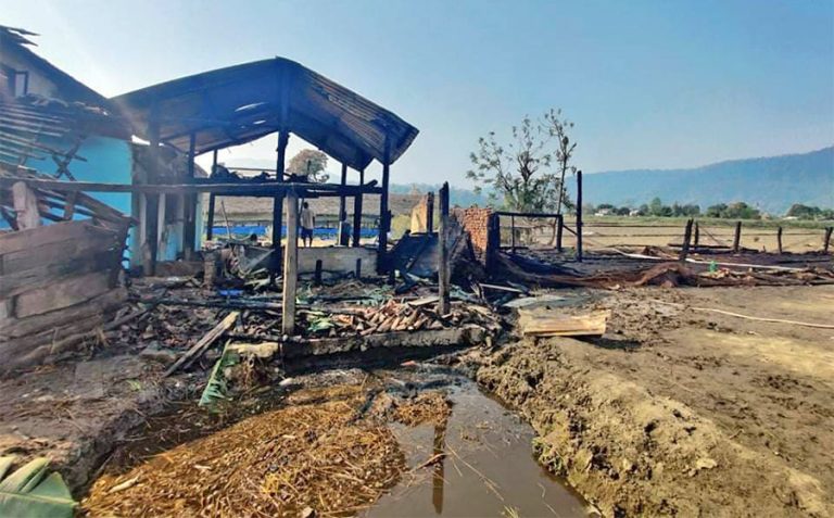 माडीमा आगलागी, दमकल ढिलो आएको गुनासो