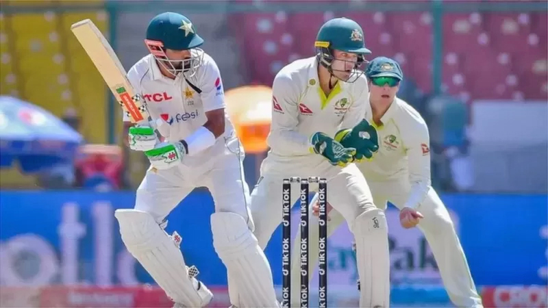 पाकिस्तानी कप्तान आजमको साहसिक प्रदर्शन, कोहलीसँग तुलना