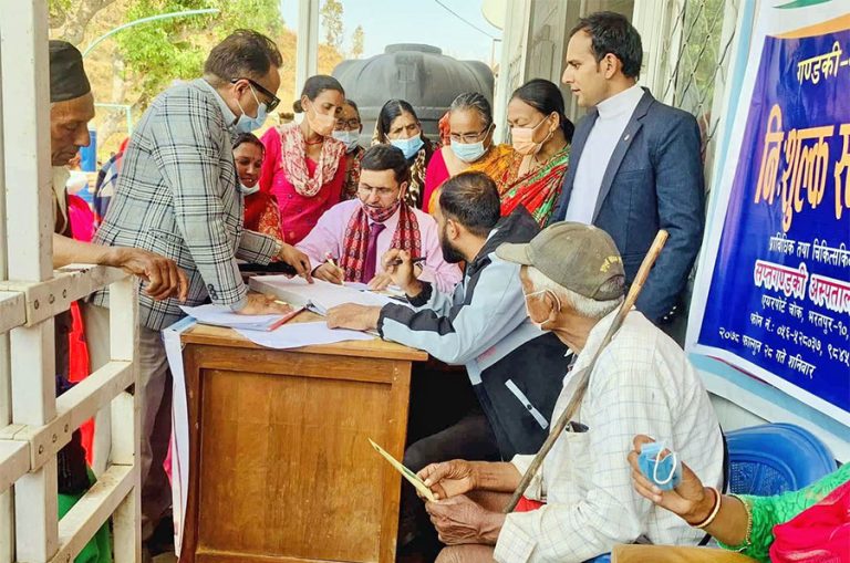 गोरखामा स्वास्थ्य शिविर सञ्चालन