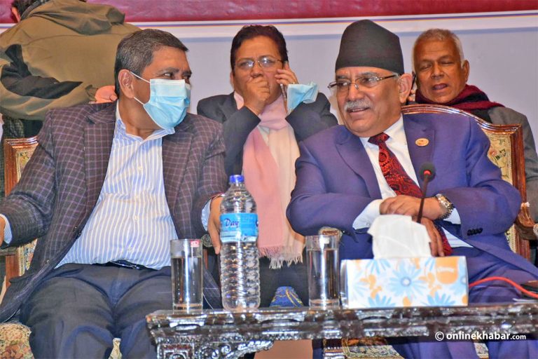 माओवादी बैठकमा नारायणकाजीले भने : प्रचण्डले नै पार्टी छोड् भन्नुभयो