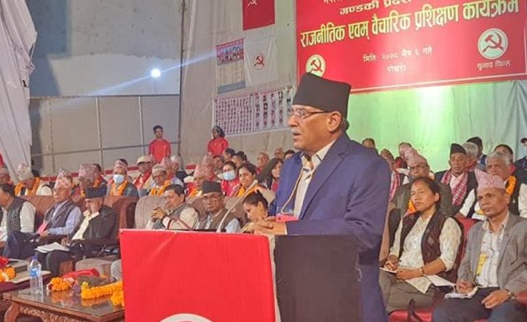 कटवाल काण्डले हामीलाई १४/१५ समूहमा विभाजित गर्‍यो : प्रचण्ड