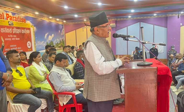 भरतपुर महानगरले सिंगो देशलाई सन्देश दिइरहेको छ : प्रचण्ड