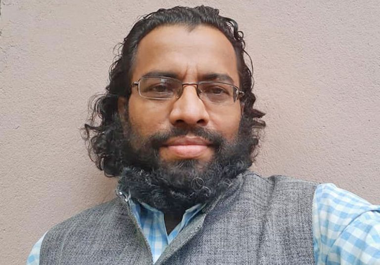 ‘पिर’ले देखाएका अनेक ऐया