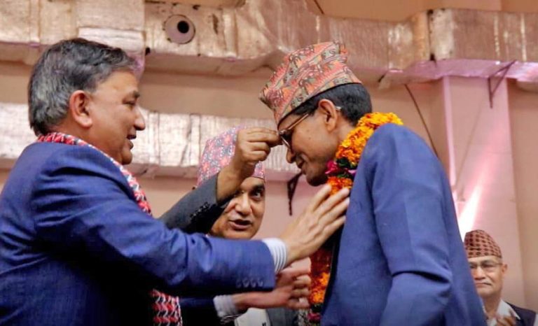 माओवादी केन्द्र कर्णालीका नेता विष्ट एमाले प्रवेश