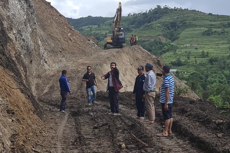मेलम्चीसम्म पुग्ने दुई सडकका लागि ६५ करोड बजेट