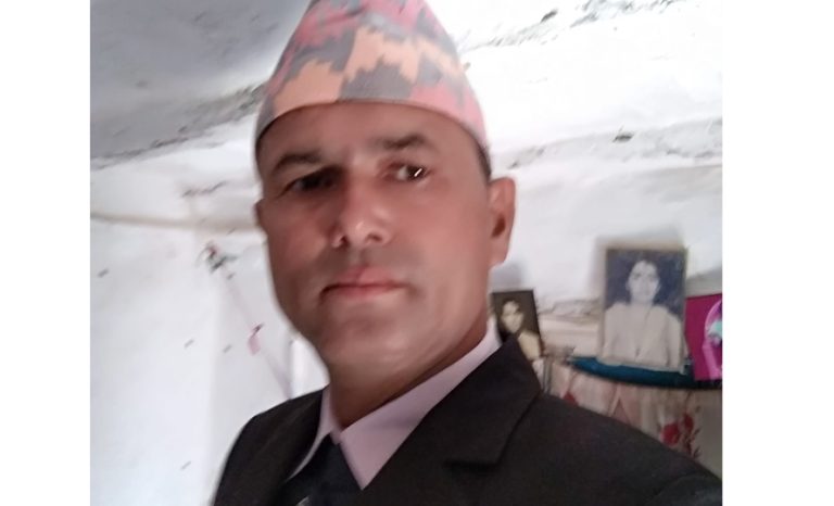बारको चुनाव बहिस्कार गर्ने डोटीका अधिवक्ता भट्टको घोषणा