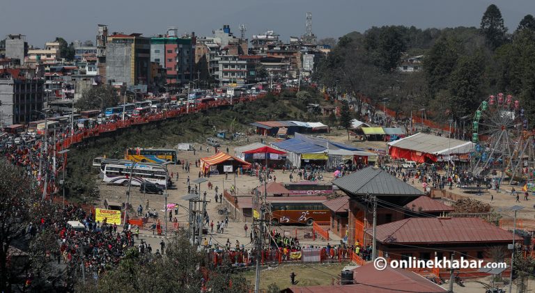 अर्को वर्षदेखि शिवरात्रिमा पशुपतिभित्र अस्थायी पसल राख्न नदिइने