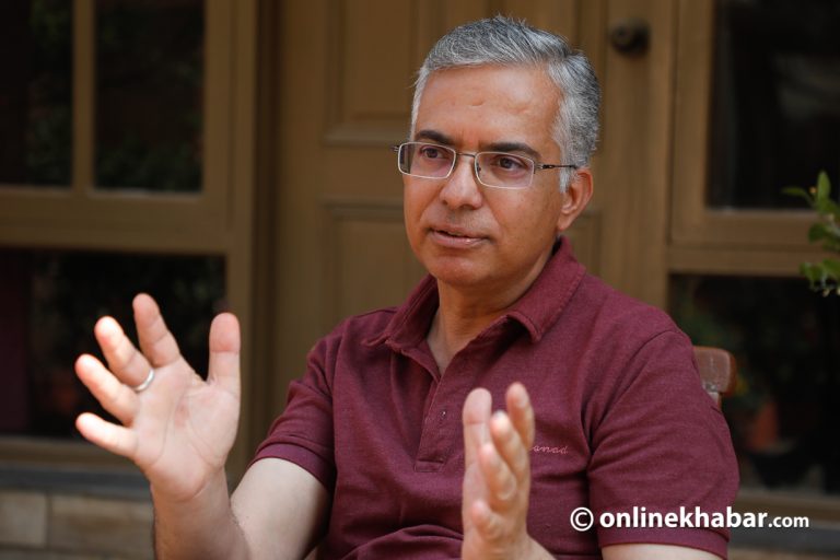 ‘नेपाल चीन-अमेरिका लडाएर धनी हुन खोज्या हो ?’