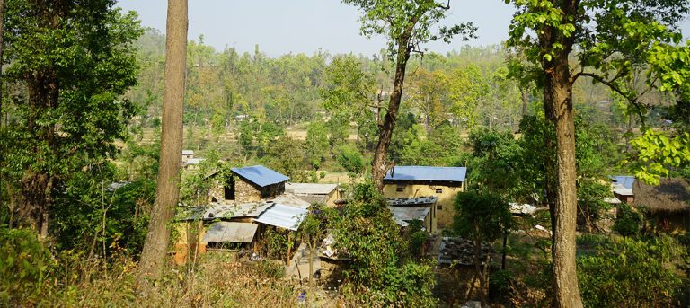 अर्को बालुवाटार : जहाँ गरिबी, अभाव र पछौटेपन छ