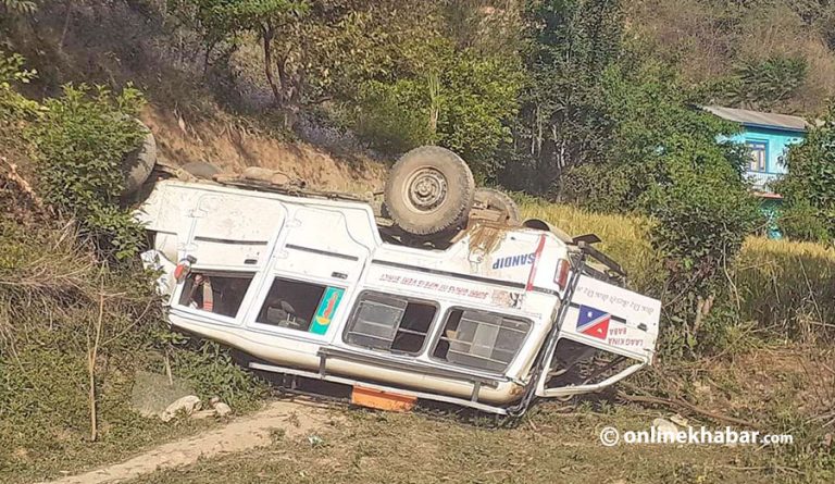 सल्यानमा जिप दुर्घटना हुँदा सहचालकको मुत्यु, चालक घाइते