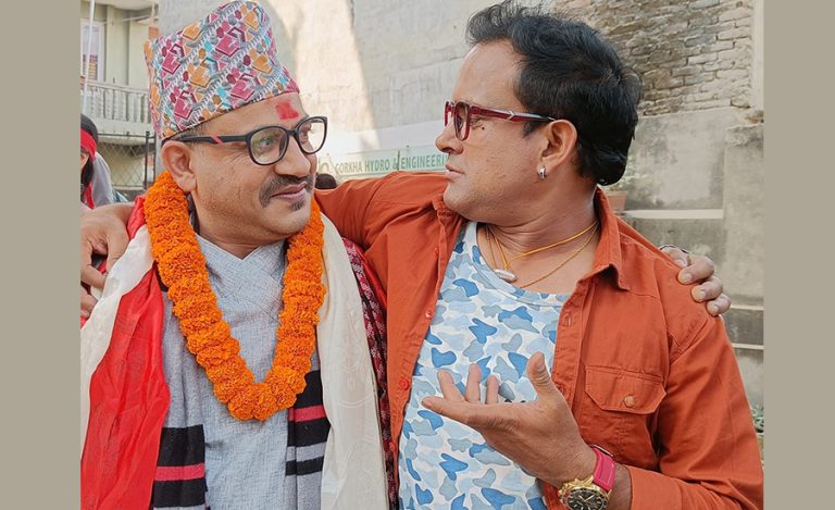 एक दशकपछि जितु र दमनको ‘मिलन’, मुन्द्रेको कमेडी क्लबमा सहकार्य गर्दै