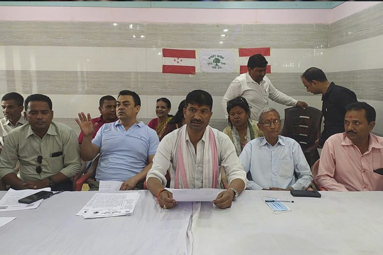 पर्सामा गठबन्धन नस्वीकार्ने कांग्रेस नेताहरुको घोषणा