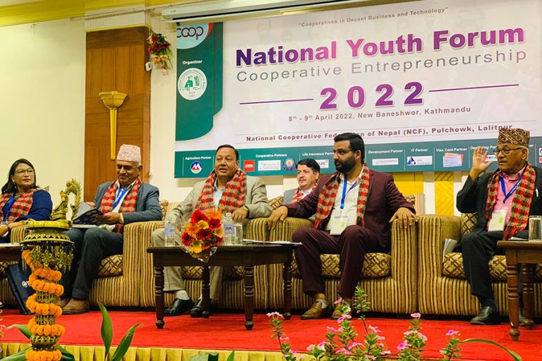 आर्थिक समृद्धिका लागि युवा सहभागिता जरुरी : शिक्षामन्त्री