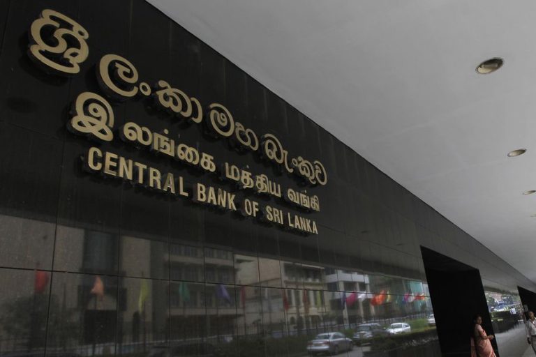 श्रीलंकाले तत्कालका लागि रोक्यो वैदेशिक ऋणको भुक्तानी