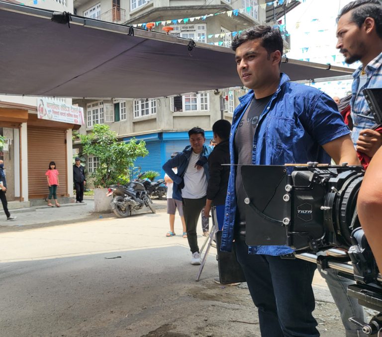 दयाहाङ र बिपिनको ‘के घर के डेरा’ फिल्म छायांकन आजदेखि सुरु