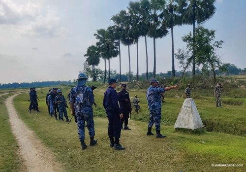 सीमा नाका बन्द गराउन सशस्त्र प्रहरी र भारतीय एसएसबीको संयुक्त गस्ती