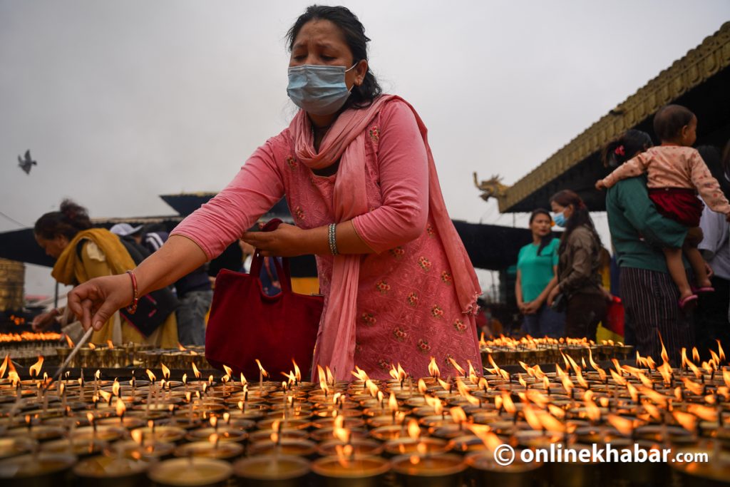 बुद्धम् शरणम् गच्छामी (फोटो फिचर)