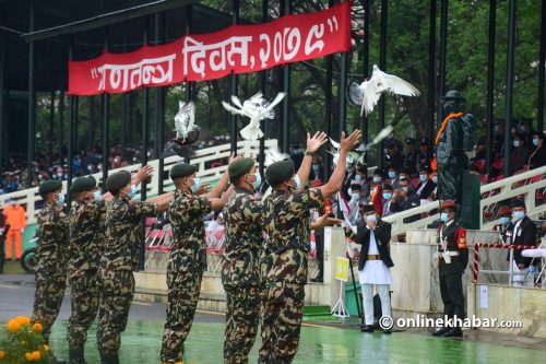 टुँडिखेलमा यसरी मनाइयो गणतन्त्र दिवस (फोटो फिचर)