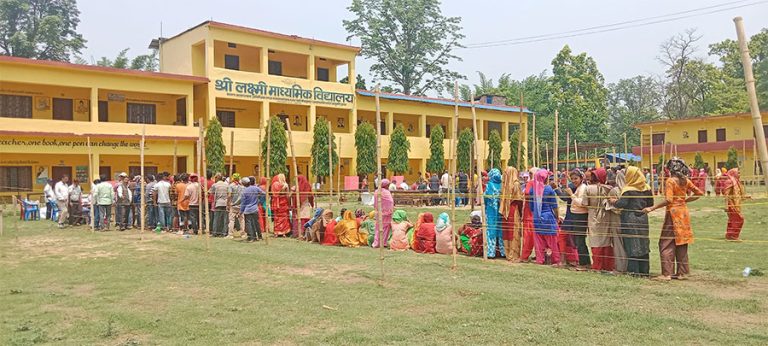 बाँकेमा शान्तिपूर्ण मतदान