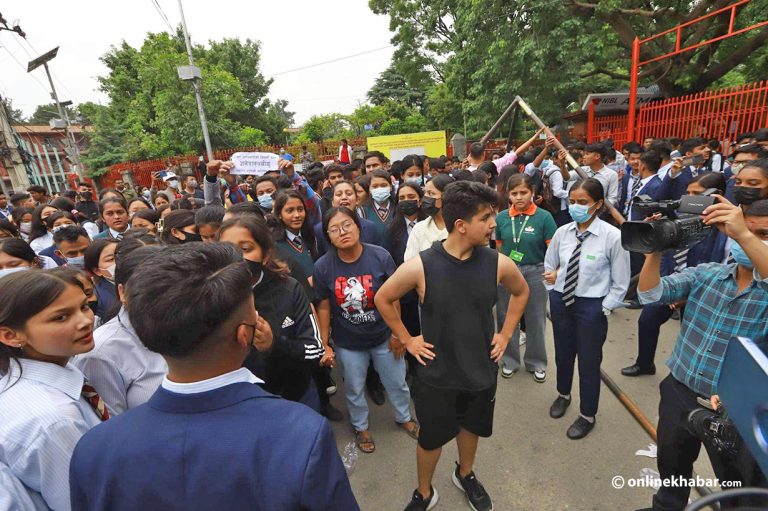 सेन्ट लरेन्सका शिक्षकविरुद्ध ३ जनाले दिए किटानी जाहेरी, २ शिक्षक पक्राउ