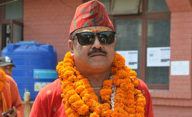 धनगढीका स्वतन्त्र उम्मेदवार हमाल भन्छन् : राजनीतिलाई कल्याणकारी बनाउँछु