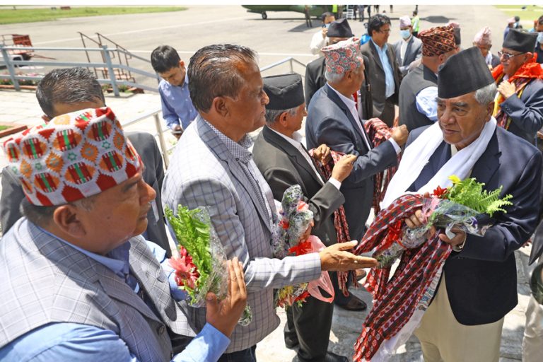 पोखरामा गठबन्धनलाई अन्तर्घातकै डर