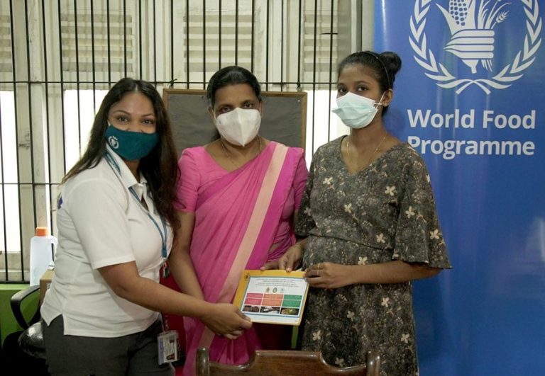 श्रीलंकाका गर्भवती महिलाहरूलाई संयुक्त राष्ट्रसंघको खाद्य सहायता